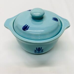 Vintage Cronin Bake Oven USA Pottery Blue Tulip Lidded Small Pot 2.5 in. Tall